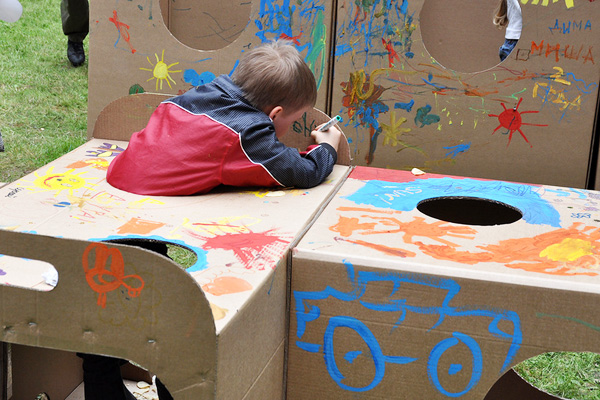 Cardboard maze and playground for kids by Play and Grow