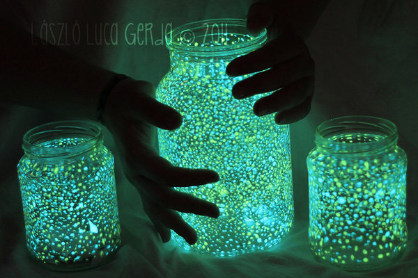 Homemade glowing jars by From Panka With Love