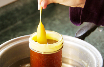Christmas homemade beeswax candles by Fun In My Backyard