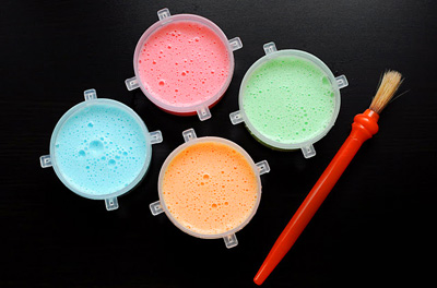 Homemade bubble bath paint by Meet the Dubiens