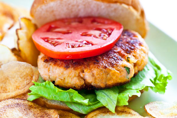 Salmon burgers by Steamy Kitchen