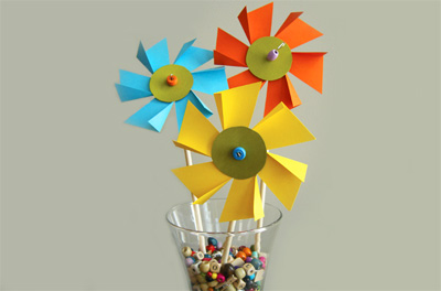 Homemade spring flower pinwheels by Alpha Mom