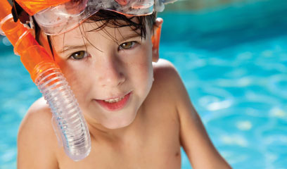 Helping your child overcome swimming fears