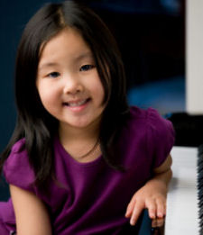 Girl Piano