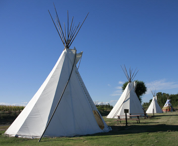 Yakima Washington Places to Go With Kids Stay in a Teepee