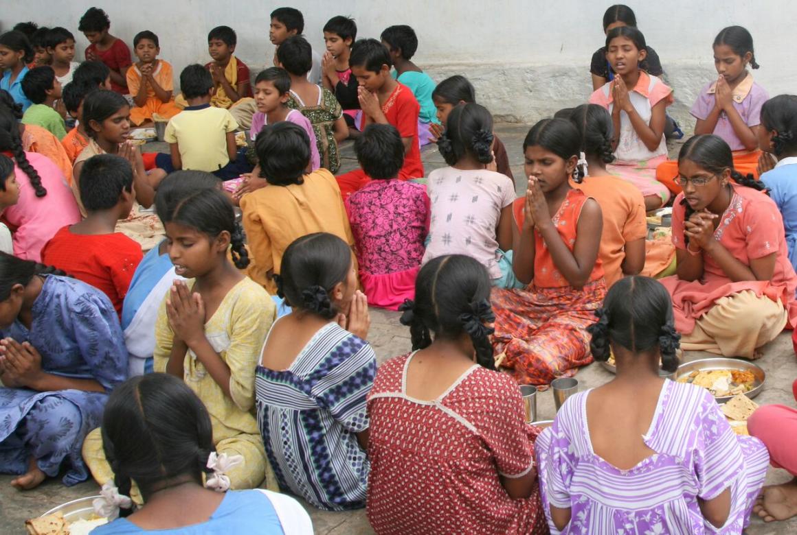 prajwala boys girls praying