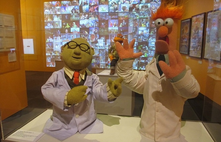 Dr. Bunsen Honeydew and Beaker puppets. Credit: Nancy Chaney
