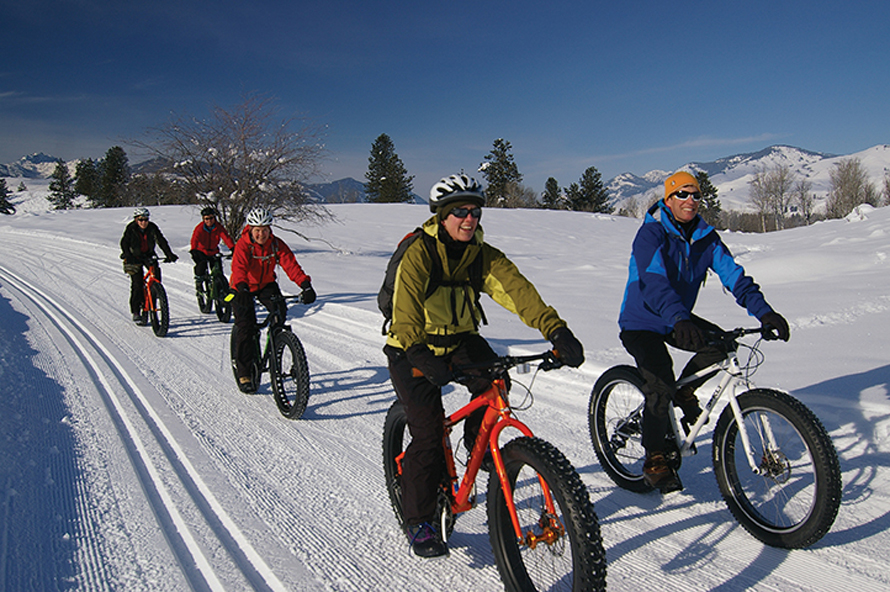 family fat biking together