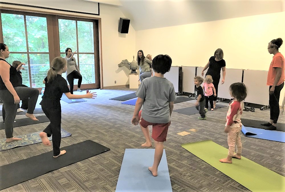 Yoga-wild-nature-yoga-class-parent-child-Tacoma-nature-center