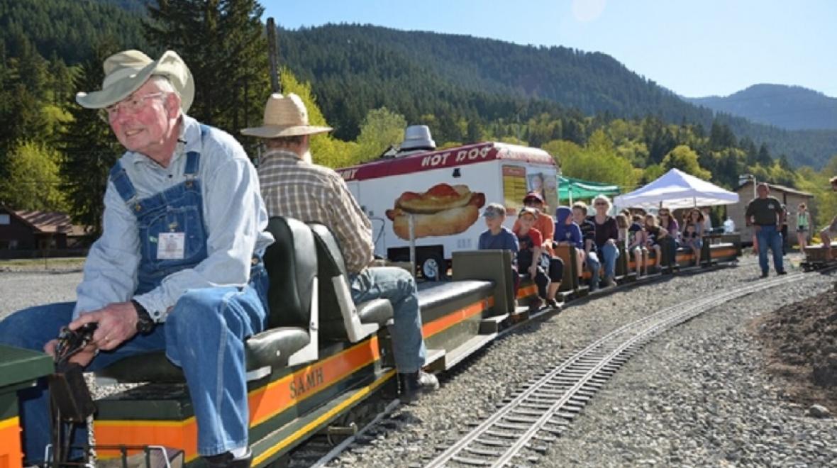 Riding a small train at Great Northern & Cascade Railway in Skykomish, Washington, best train rides for Seattle families