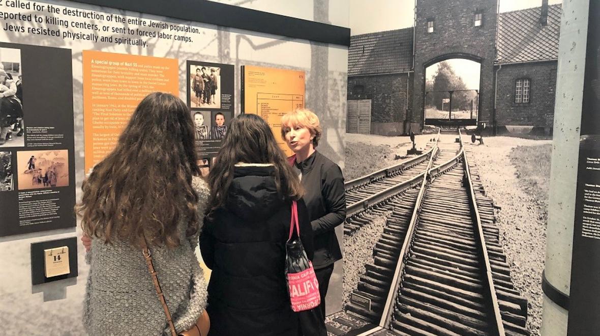 Families-kids-visit-Holocaust-Center-for-Humanity-Seattle-finding-light-in-darkness