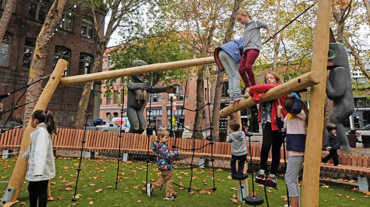 Occidental-square-new-play-area-fun-with-kids-Seattle-Pioneer-Square