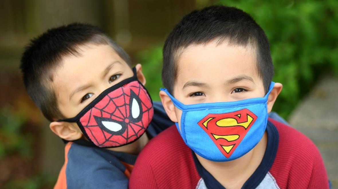 kids-wearing-masks