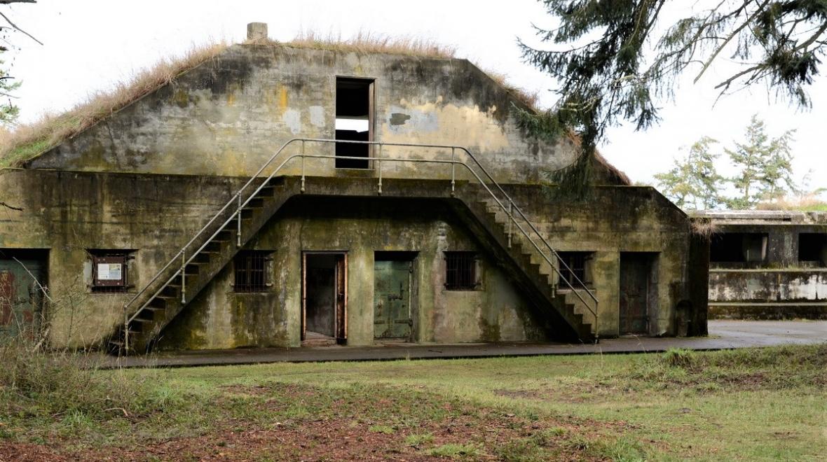 Fort Worden State Park bunkers batteries to explore with kids around Seattle