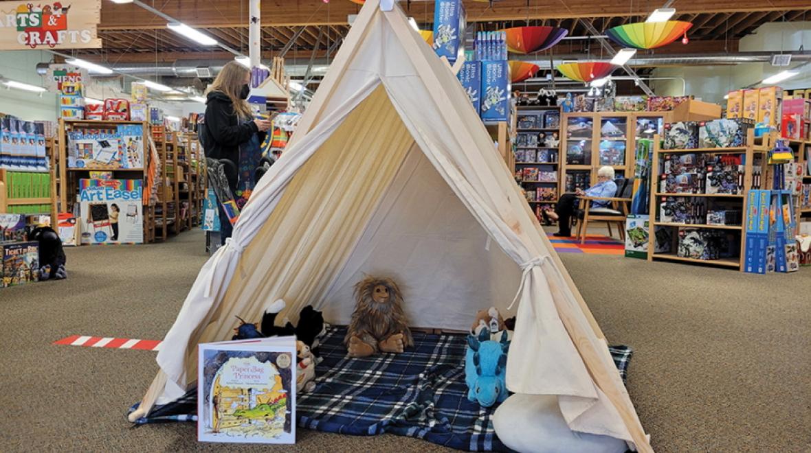 Toy tent at Snapdoodle Toys