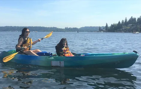 New-REI-boathouses-Bellevue-family-fun-with-kids-boating-water-Lake-Washington