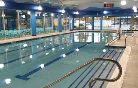 New-Goldfish-Swim-School-pool-warm-water-family-swims-kids-lessons