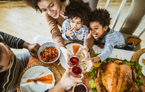 Small-Thanksgiving-Family-Dinner