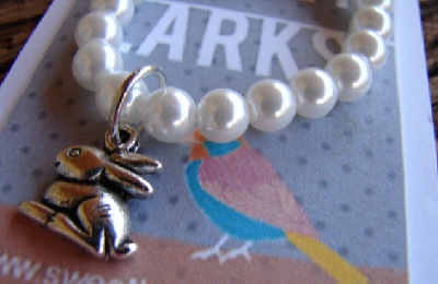 Easter basket pearl bunny bracelet by Sweet Larks on Etsy