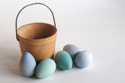 Wooden Easter eggs by Apple Namos on Etsy