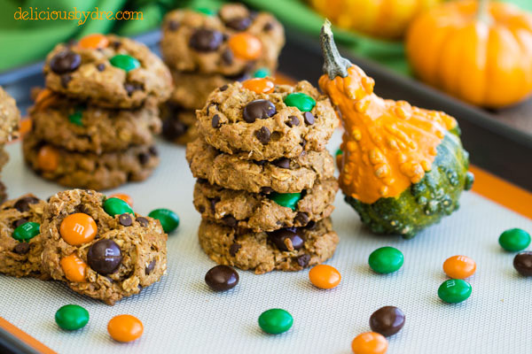 Halloween treats: Halloween pumpkin monster cookies by Delicious By Dre