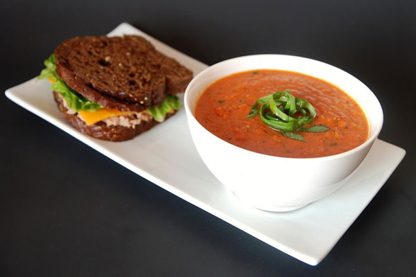 Great soups to make this winter: Fire-roasted tomato basil soup by The Novice Chef