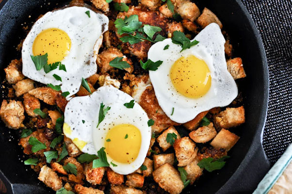 Thanksgiving leftovers idea: Breakfast hash with cheddar mashed potato pancakes by How Sweet It Is