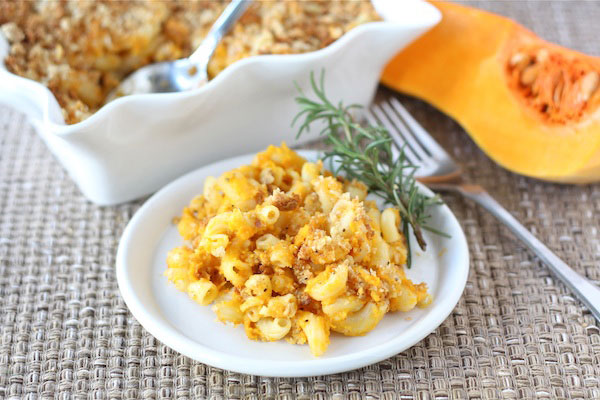 Healthy Thanksgiving side dish: Butternut squash mac and cheese by Two Peas & Their Pod