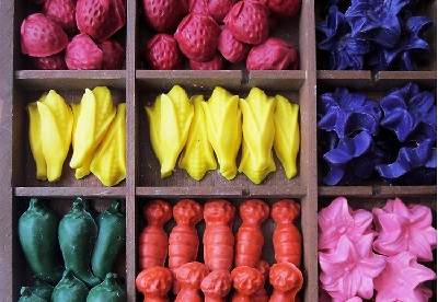 Soy crayons by Earth Grown Crayons on Etsy