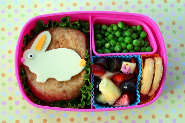Easter bunny bento box lunch for kids by Bento-logy