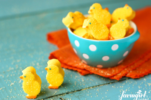 Homemade Easter marshmallow chicks by A Farmgirl's Dabbles