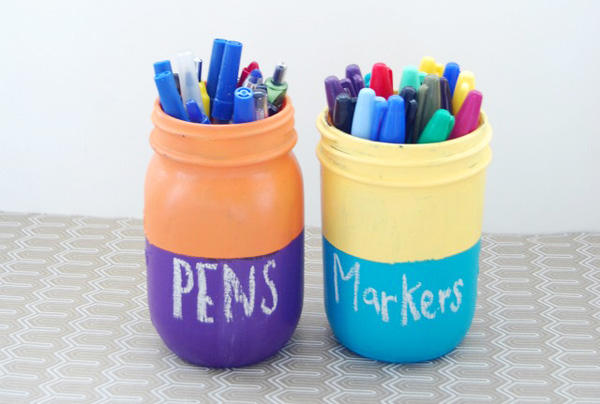 DIY chalkboard organizing jars by Girl Loves Glam