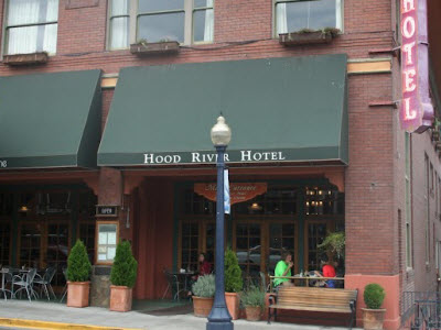 Hood River Hotel