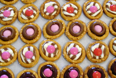 Valentine's Day chocolate pretzel button cookies by Enamor