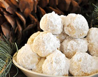Snowball cookies by Imagine Childhood
