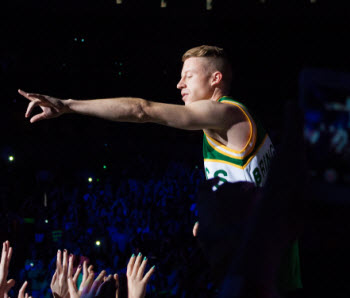 Macklemore in Concert by Matthewjs007 on flickr