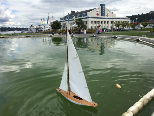 Take a pond boat for sail after MOHAI (on weekends)