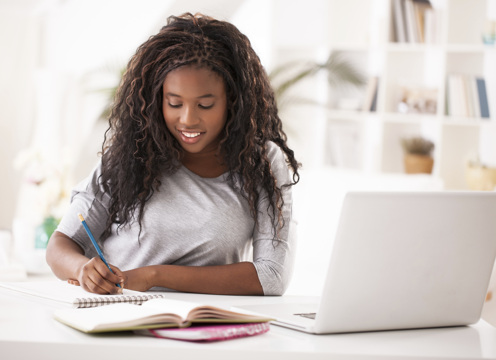 How to Write a Great Personal Statement for That College Application |  ParentMap