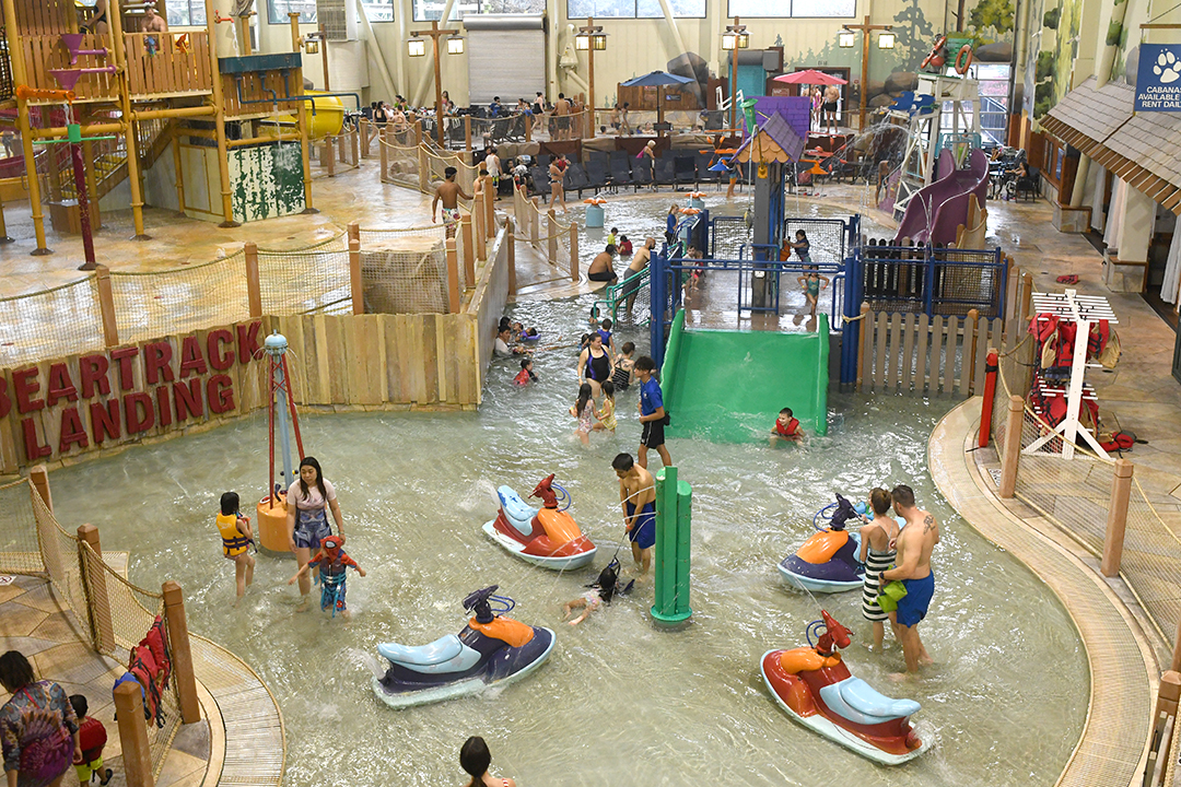 The toddler spray park area at Great Wolf Lodge top tips for parents families 