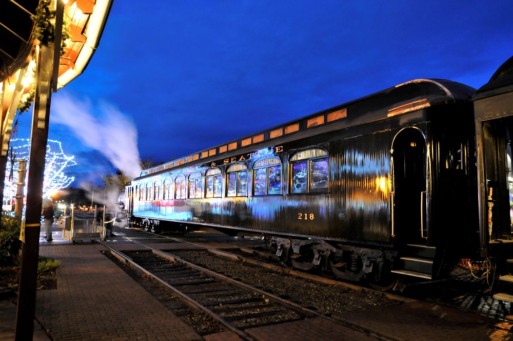 A Northwest Railway Museum train car is decorated for holiday train excursions
