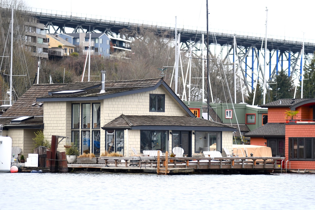 The Sleepless in Seattle houseboat