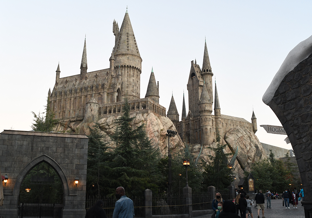 Hogwarts Castle towers over the Wizarding World of Harry Potter section of Universal Studios Hollywood tips for families