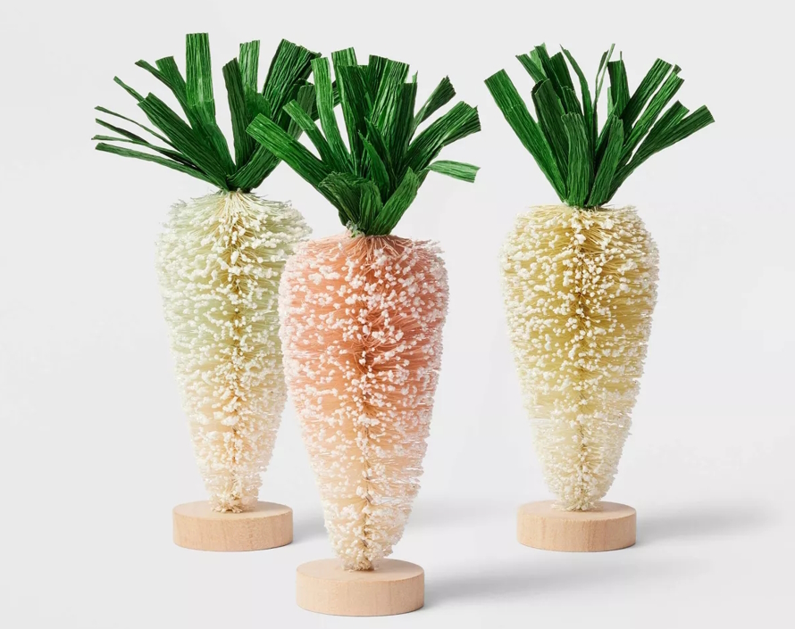 "tabletop carrot decorations"
