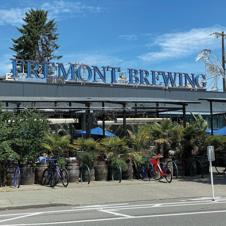"Front of Fremont Brewing with parked bikes"