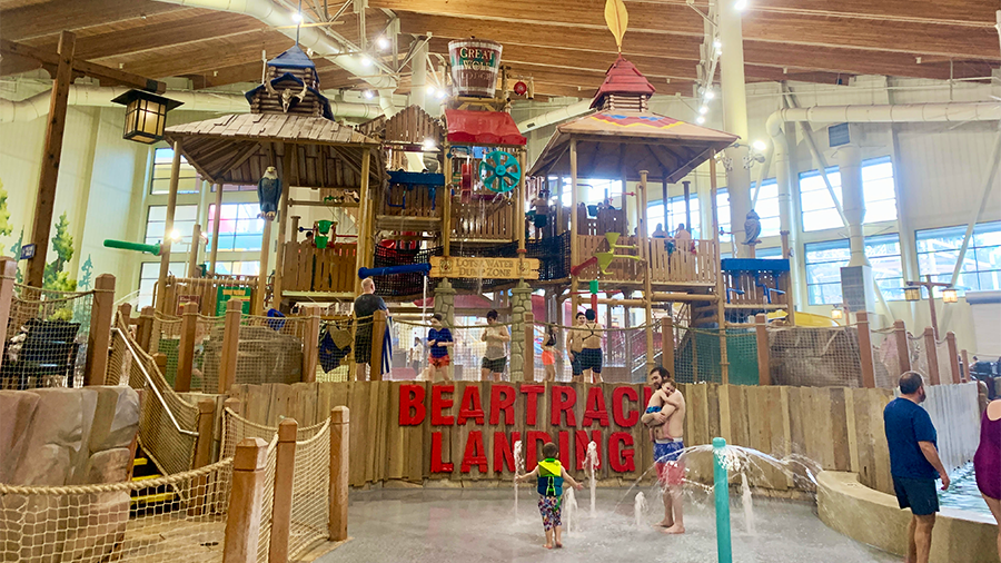 Great Wolf Lodge Water Park tips for parent, toddler play area
