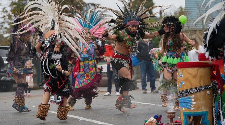 Indigenous dancers perform at the Phinney Neighborhood Center’s annual Día de los Muertos celebration.