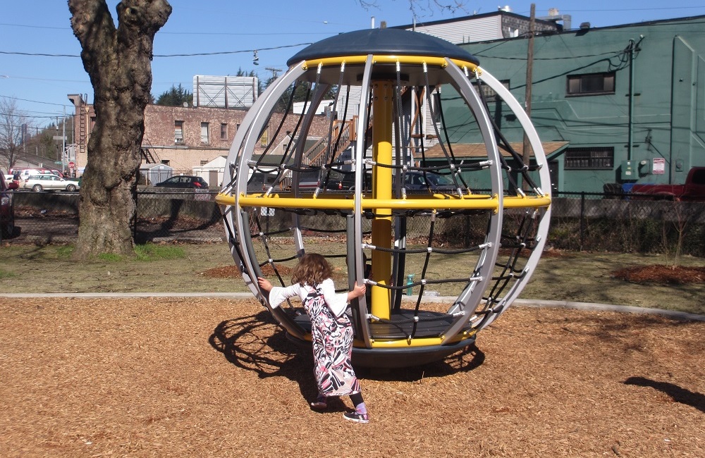 Georgetown playground globe merry-go-round