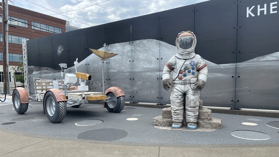 astronaut and lunar rover at Kherson Park's space playground