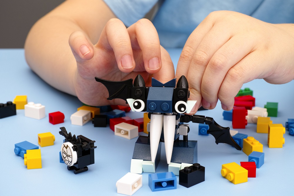 Lego-play-where-to-play-with-Lego-around-Seattle-Bellevue-Tacoma