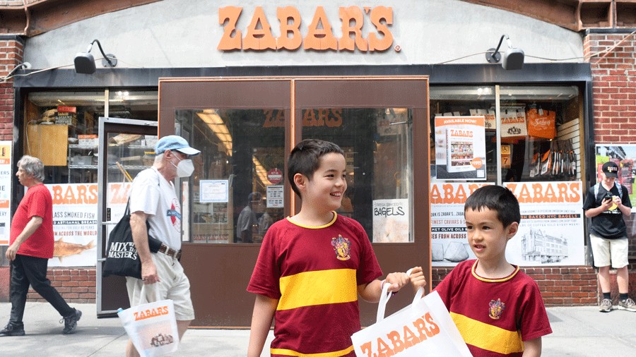 happy kids outside Zabar's